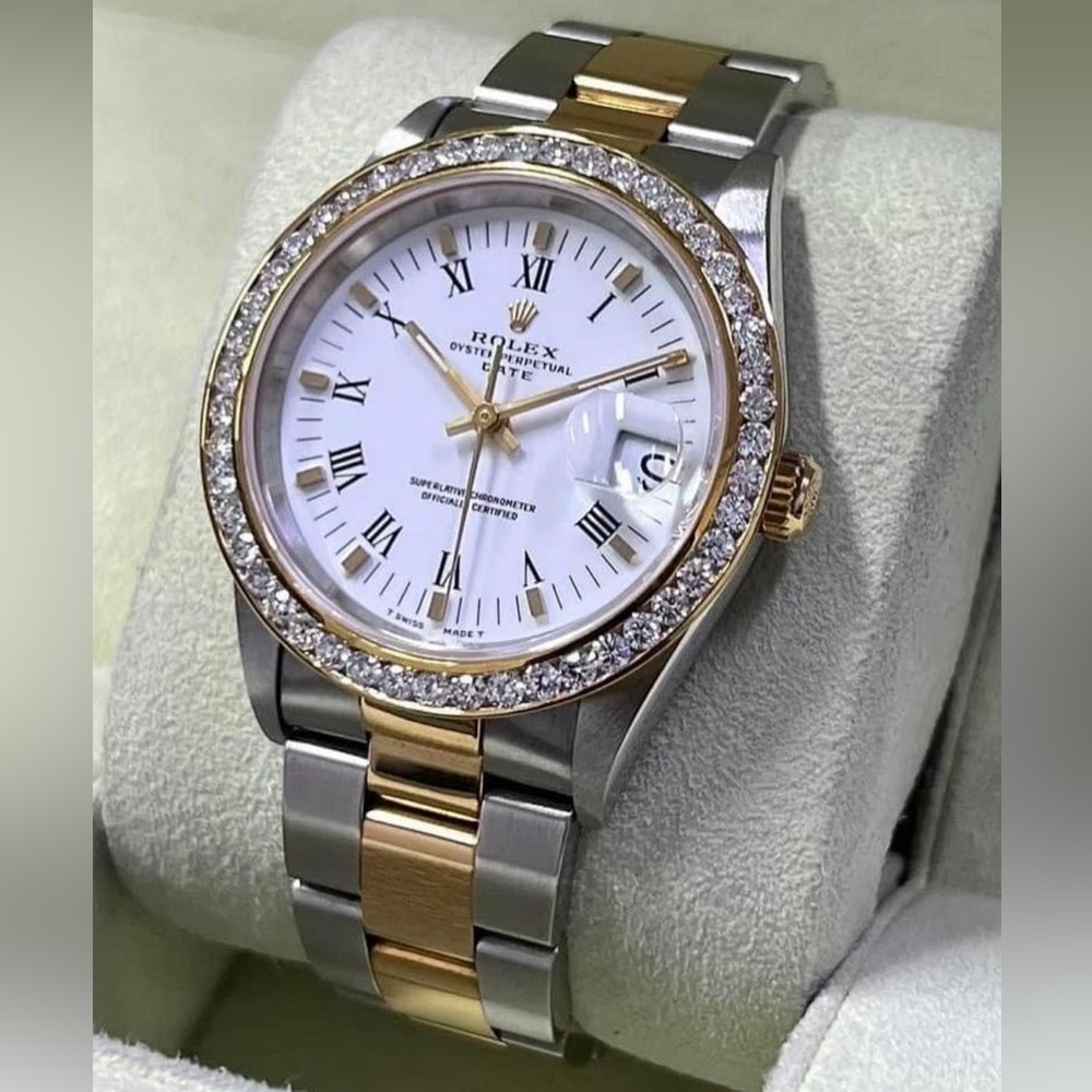 Rolex Medium Date 34 mm. Ref :15223 ( 1999)